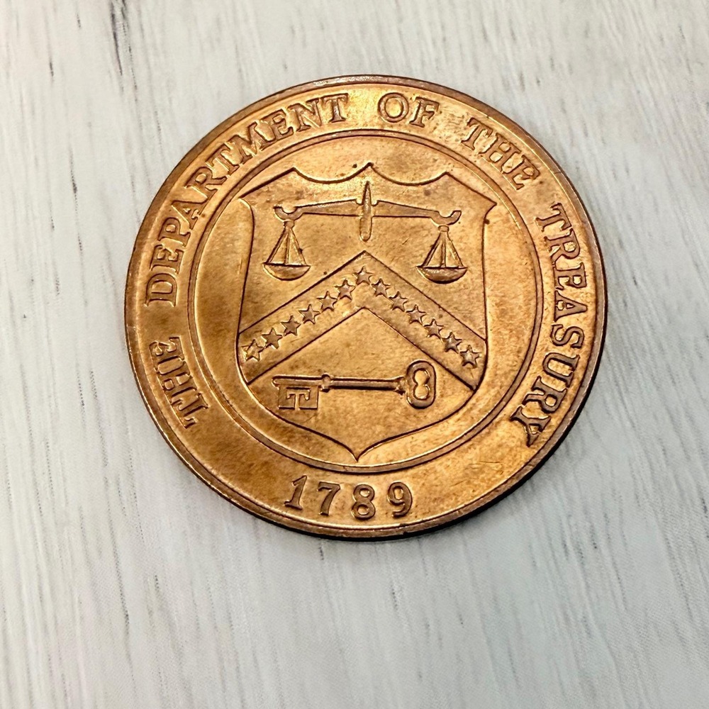 United States Mint Denver Colorado Bronze Souvenir Medal Dept of Treasury 1.5"